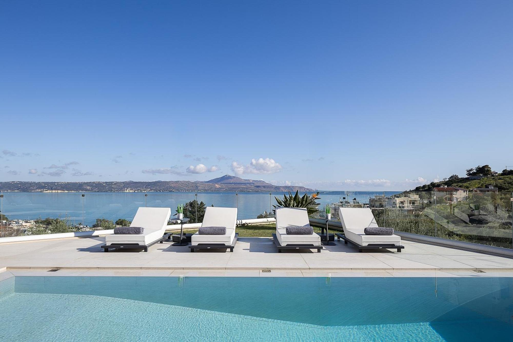 Royal Bird Private Villa Kalyves Exterior photo